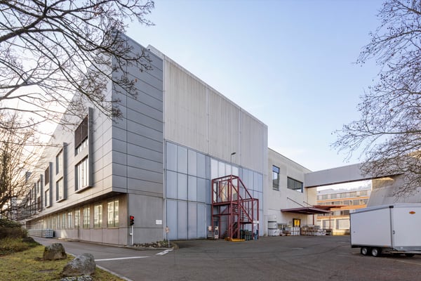 Grosszügig und vielfältig nutzbare Industrieflächen im Druckzentrum Zürich 3