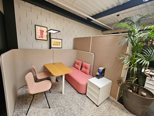 Très belles surfaces disponibles au printemps 2027 4