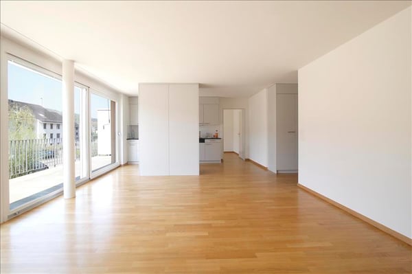Schöne 4.5 Zimmerwohnung direkt an der Töss! 2