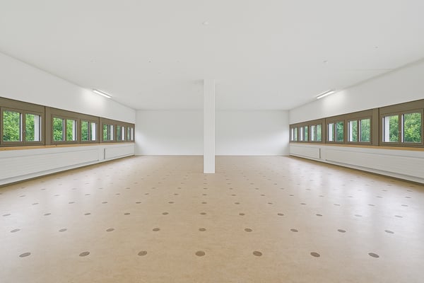 Vielseitige Gewerbe- / Lagerfläche an zentraler Lage in Uzwil 2