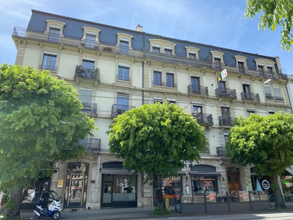 Charmant appartement de 4 pièces au cur de Genève 1