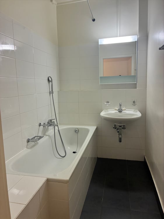 Charmant appartement de 4 pièces au cur de Genève 4