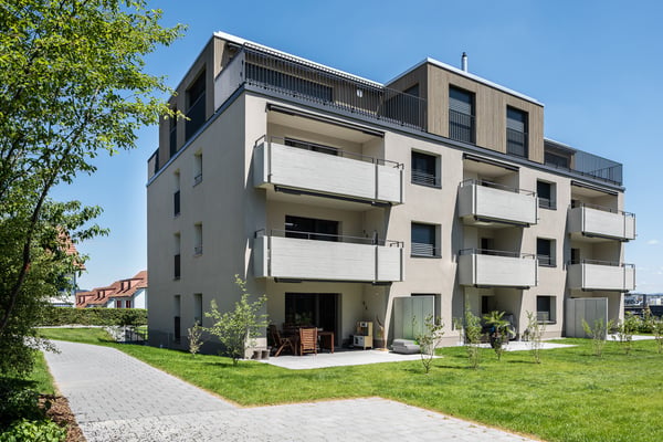 Grosszügige und lichtdurchflutete Wohnung 2