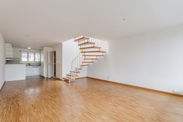 Maisonette-Wohnung mit grosser Terasse!