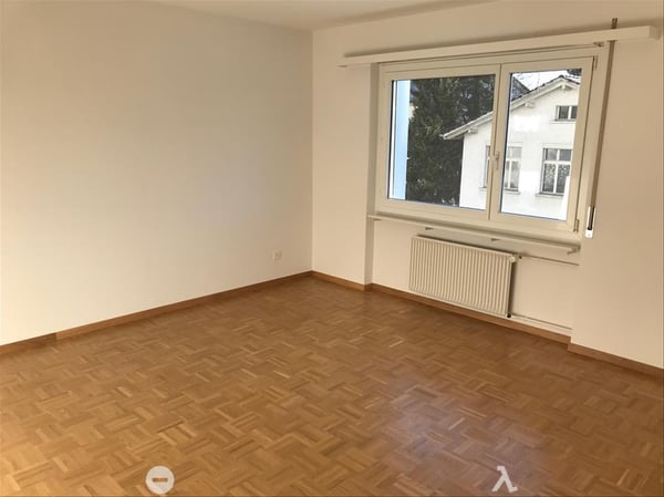 Grosszügige Wohnung Nähe Bözingenfeld! 5