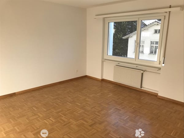 Grosszügige Wohnung Nähe Bözingenfeld! 5