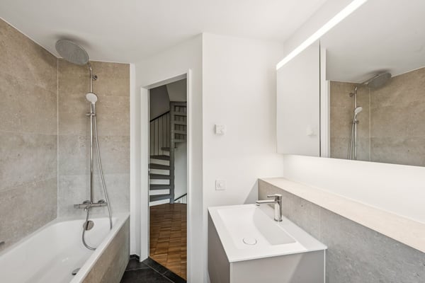 Erstbezug nach Sanierung - Maisonettewohnung mit Gartensitzplatz 6