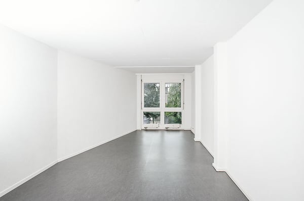 Büro-/ Praxisräumlichkeiten nur 10 Gehminuten vom Bahnhof! 3