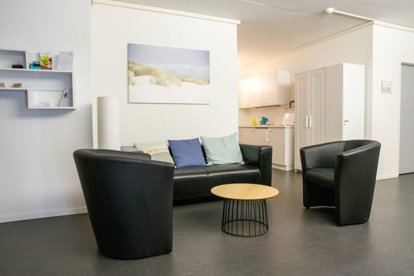 Büro-/ Praxisräumlichkeiten nur 10 Gehminuten vom Bahnhof! 4