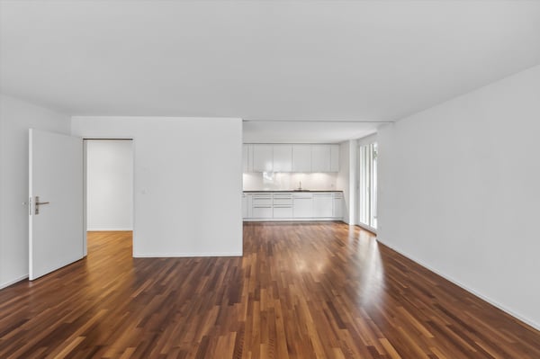 Moderne 2.5 Zimmerwohnung in der nähe vom Schaffhauserplatz 2