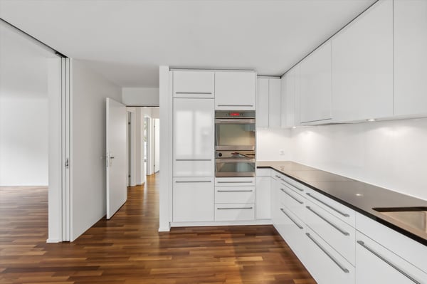 Moderne 2.5 Zimmerwohnung in der nähe vom Schaffhauserplatz 5