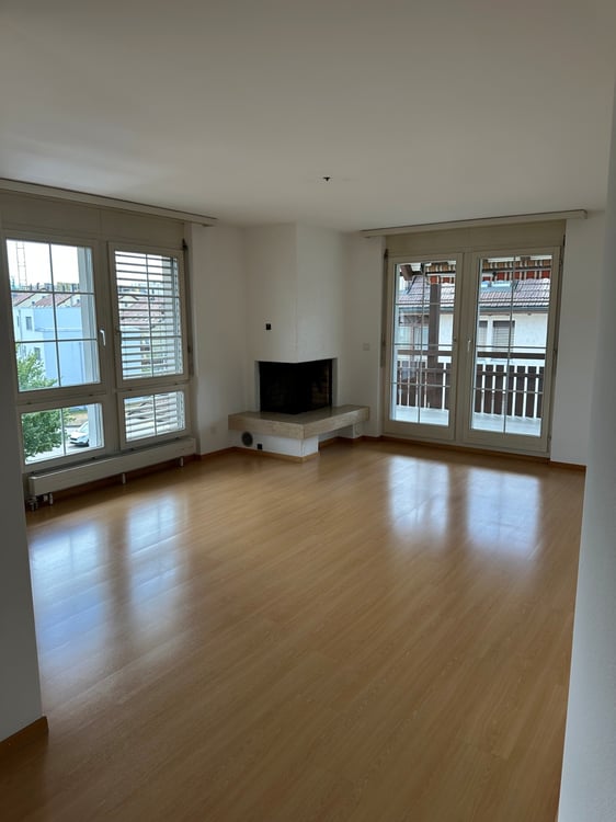 schöne 3.5 Zimmer-Wohnung! 2