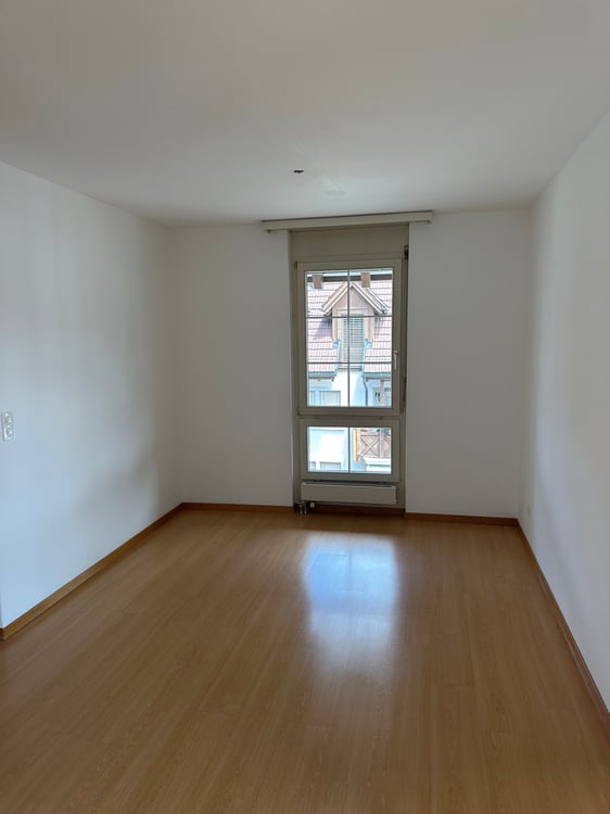 schöne 3.5 Zimmer-Wohnung! 6