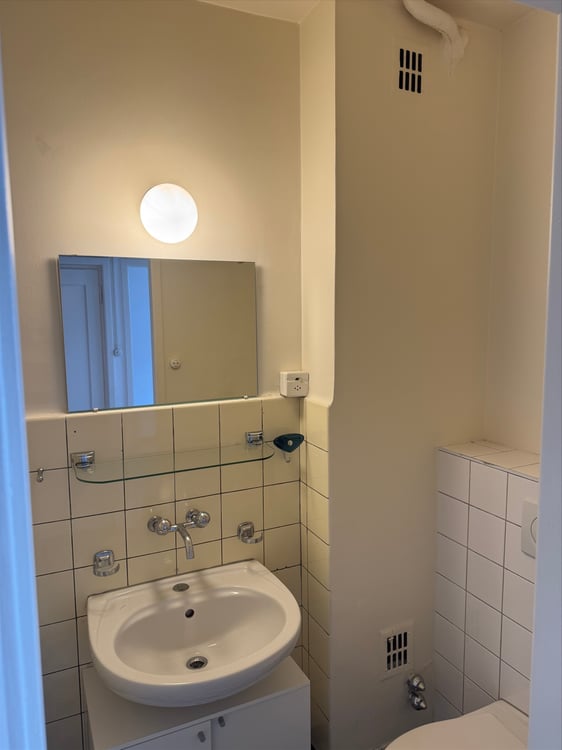 Plein centredu quartier des eaux-vives à 100 mètre du lac 2