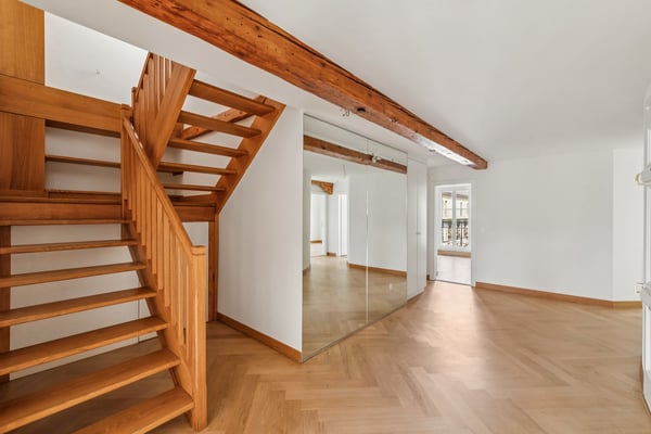 Magnifique duplex rénové de 7 pièces avec balcon au coeur de genève 10
