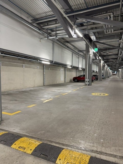 Zentral gelegener Einstellhallenplatz - Nähe Basel SBB 2