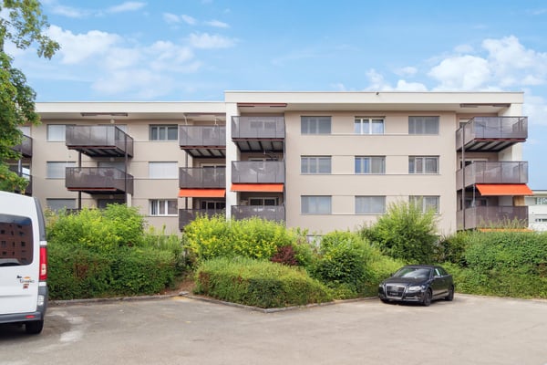 Aussenparkplatz zu vermieten!
