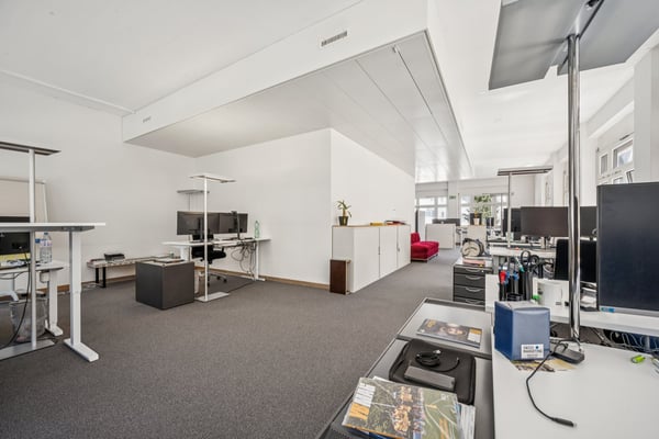 Büroflächen an Toplage beim Bahnhof Oerlikon im Züri11 3
