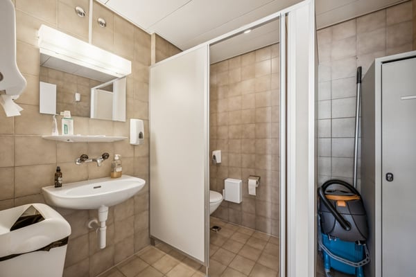 Büroflächen an Toplage beim Bahnhof Oerlikon im Züri11 9