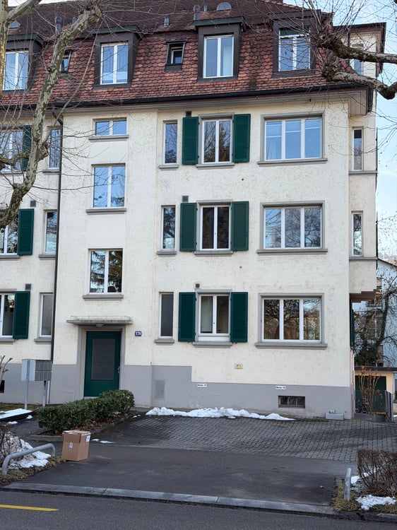 Garage an zentraler Lage in Zürich-Wollishofen zu vermieten