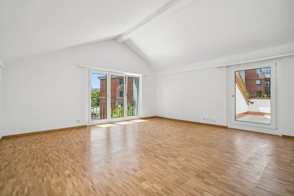 Mieten ohne Kaution - Frisch sanierte und helle Dachwohnung 3