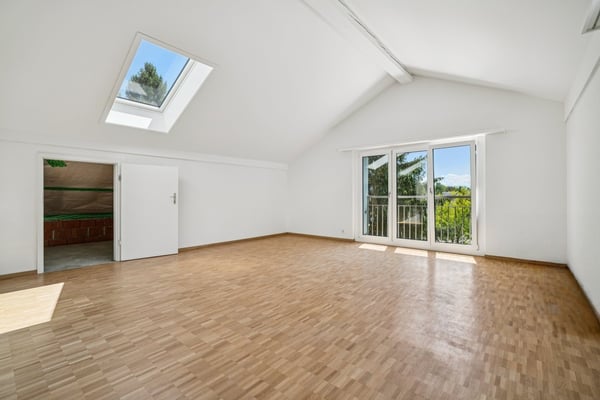 Mieten ohne Kaution - Wohnen im Grünen in einer stilvollen Dachwohnung