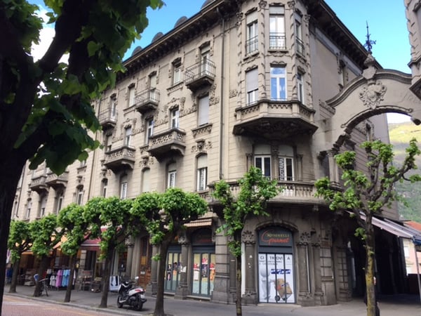 Lavorare nel centro in un palazzo storico! Wow! 12