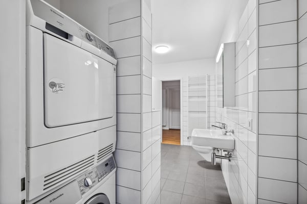 Schicke Altbauwohnung mitten im Zentrum 4