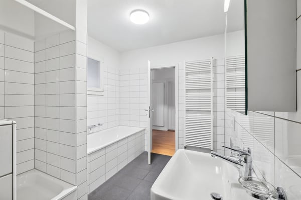Schicke Altbauwohnung mitten im Zentrum 6