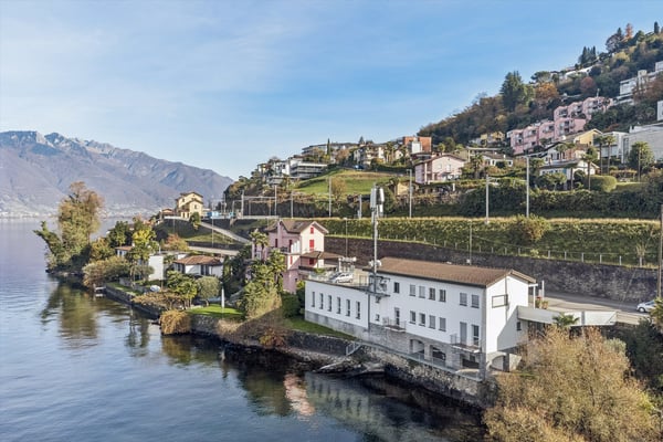 Prima locazione dopo il risanamento, direttamente sul lago 1