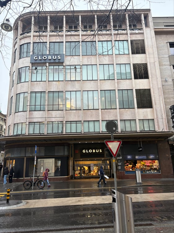 Opportunité rare au sein d'un immeuble de renom au coeur de Lausanne 2