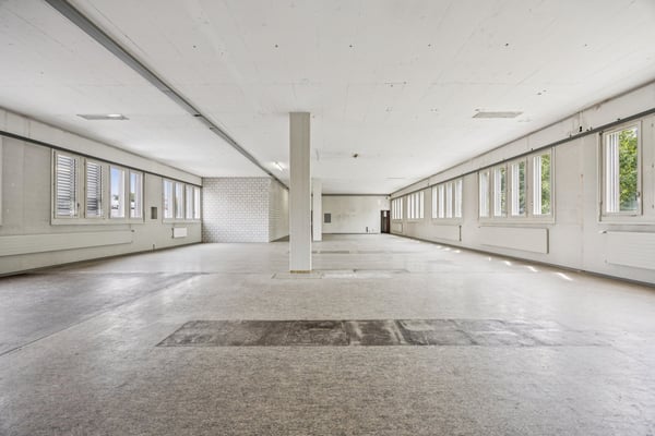 Viel Raum für Bewegung und Erfolg  267 m² Gewerbefläche mit zahlreichen Park 9