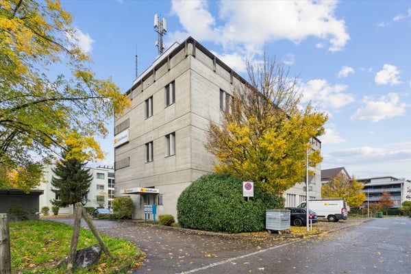 Viel Raum für Bewegung und Erfolg  267 m² Gewerbefläche mit zahlreichen Park 3
