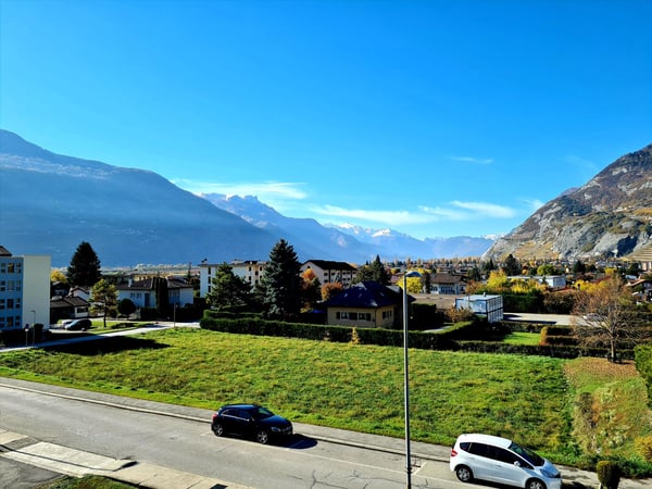 Au calme, proche des commerces - Location sans caution! 1