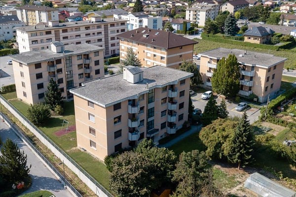 Au calme, proche des commerces - Location sans caution! 3