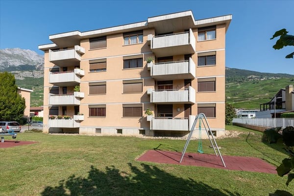 Au calme, proche des commerces - Location sans caution! 2