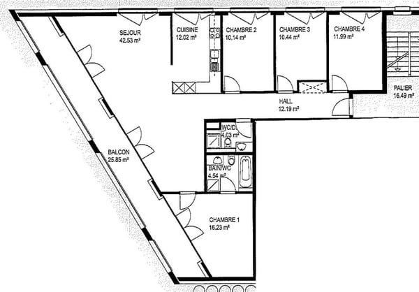 Beau logement de 5.5 pièces au centre-ville ! 10