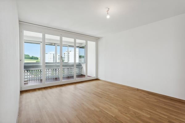 Bel appartement avec une vue stupéfiante sur Fribourg 2