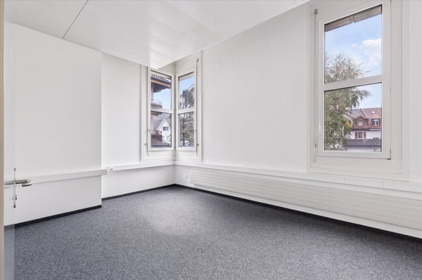 Helle Bürofläche im Zentrum von Flawil  175?m² bezugsbereit 6