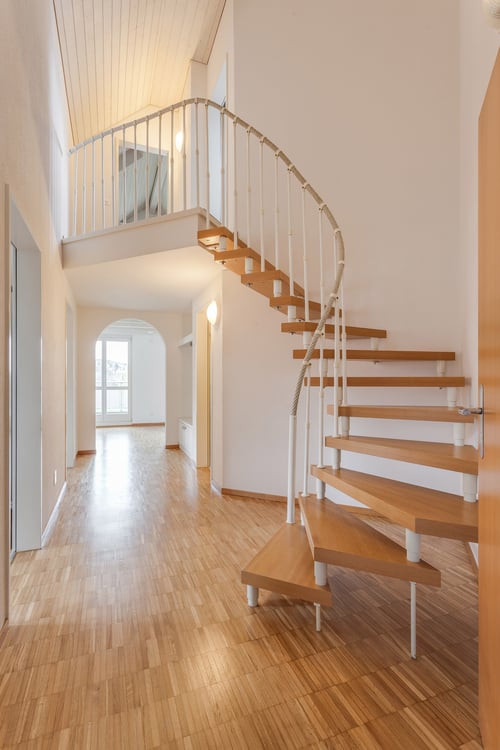 Mieten ohne Kaution - 2-stöckige Dachwohnung im Grünen 10