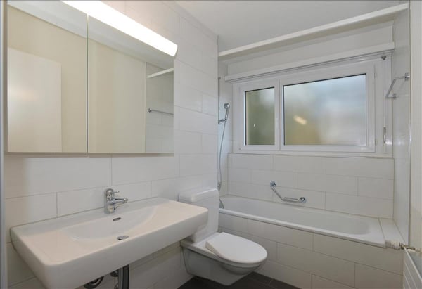 Grosszügige, moderne 3.5 Zimmer-Wohnung 