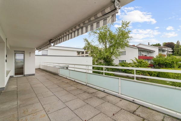 Grosszügige Attikawohnung im Zentrum von Witikon! 8