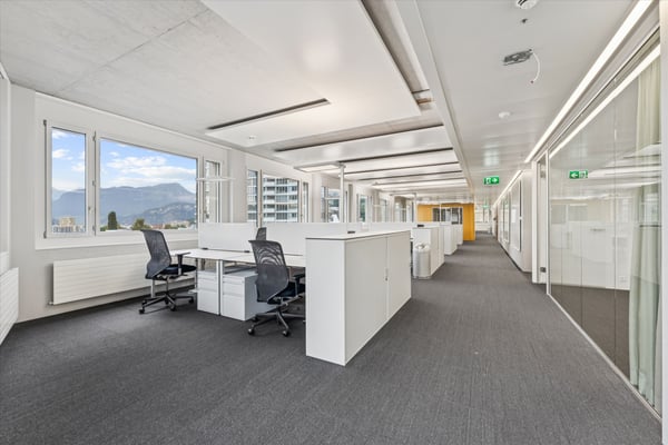 Flexible Bürofläche mit bestehendem Ausbau und Top-Anbindungen 8