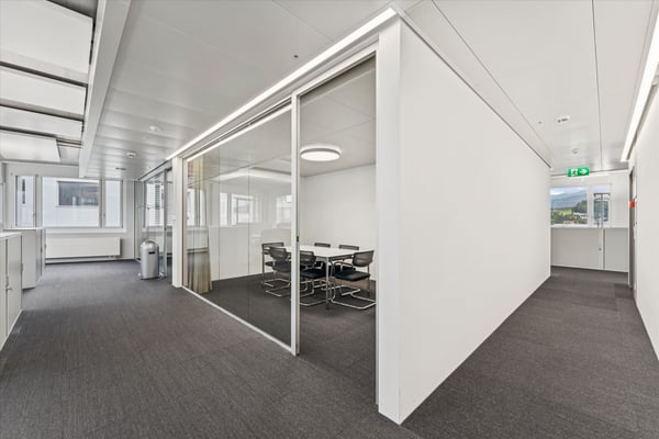 Flexible Bürofläche mit bestehendem Ausbau und Top-Anbindungen 10