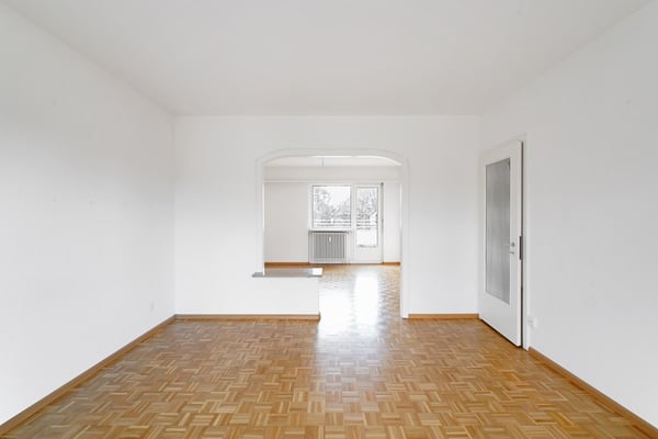 Grosszügige Wohnung Nähe zum Karl Barth-Platz 2