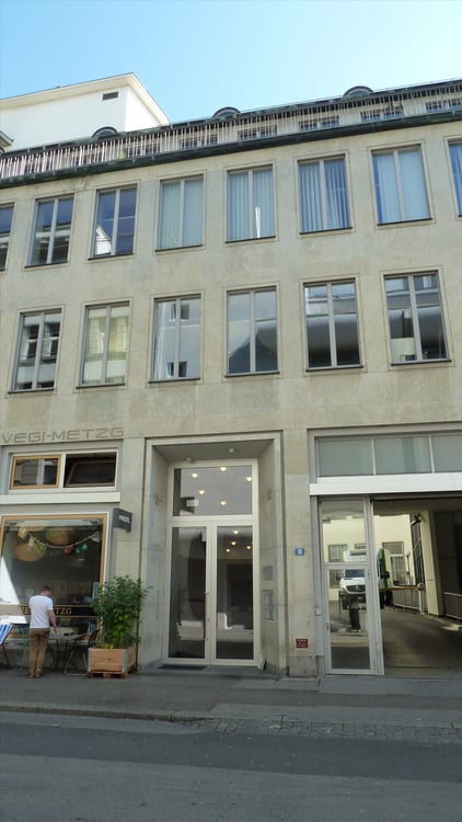 Im Zentrum der Stadt Zürich 1