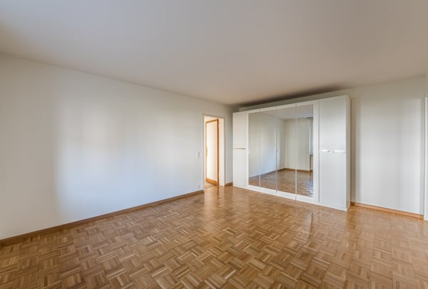 Moderne Wohnung mitten in Basel 6
