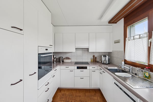 Schöne 3.5 Zimmer-Wohnung zu vermieten 3