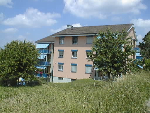 4.5 pièces dans un quartier tranquille et ensoleillé 2