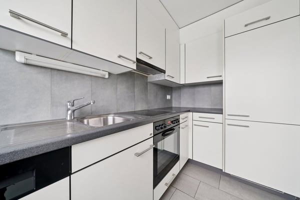 Grand studio au cur dYverdon-les-Bains 3